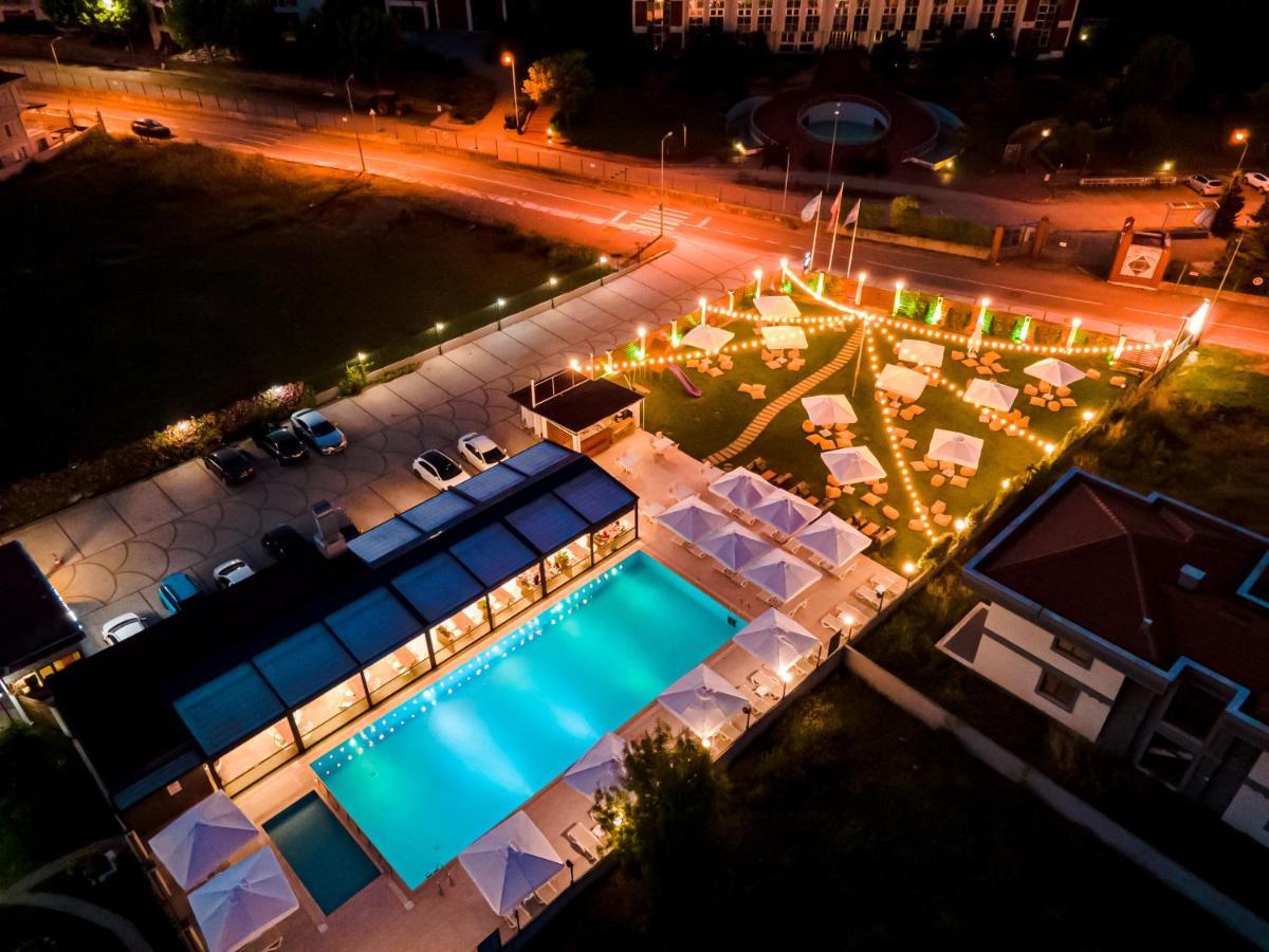 Ucar Royal Hotel Ve Konferans Salonu Ağva 外观 照片