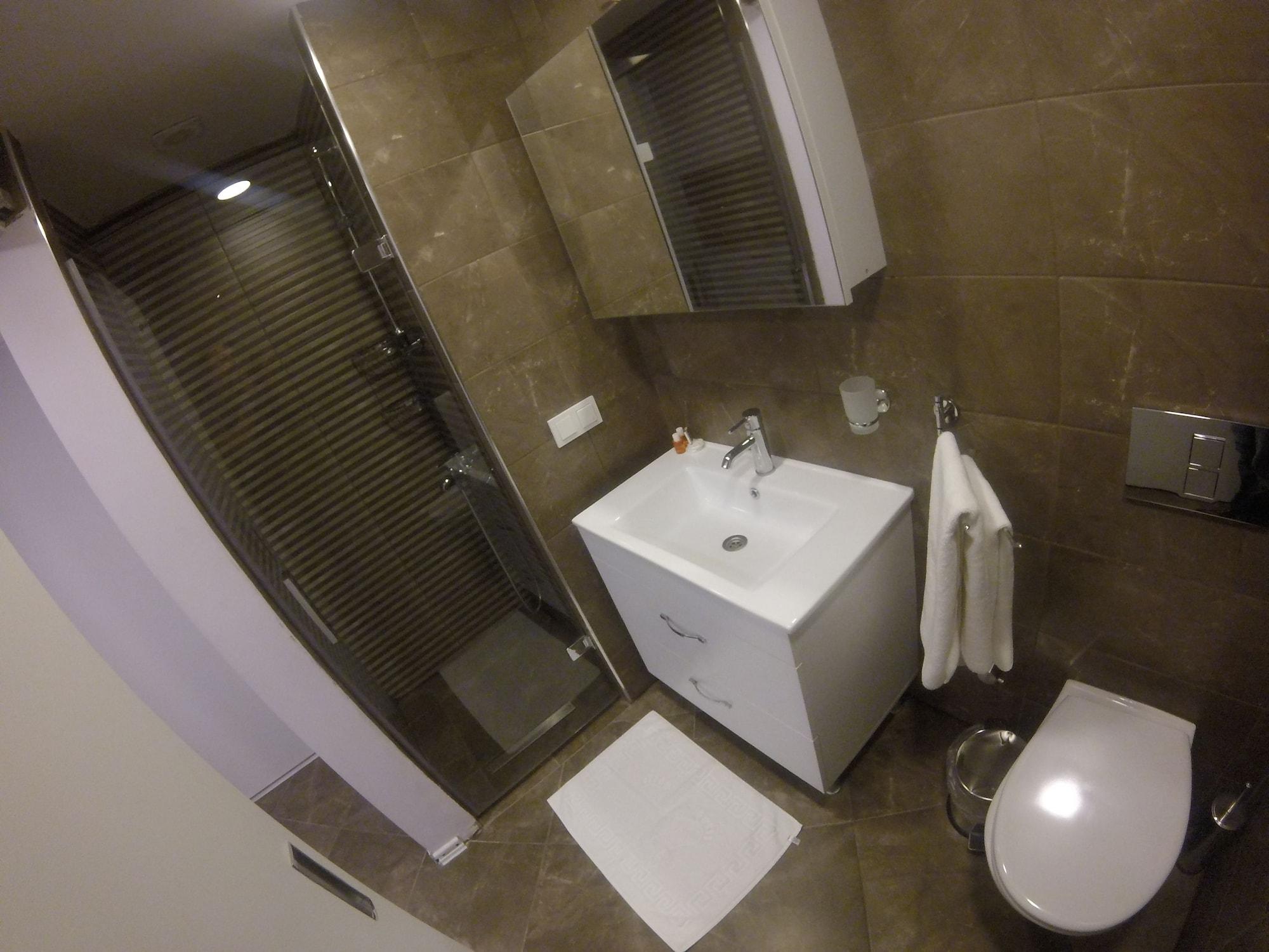 Ucar Royal Hotel Ve Konferans Salonu Ağva 外观 照片