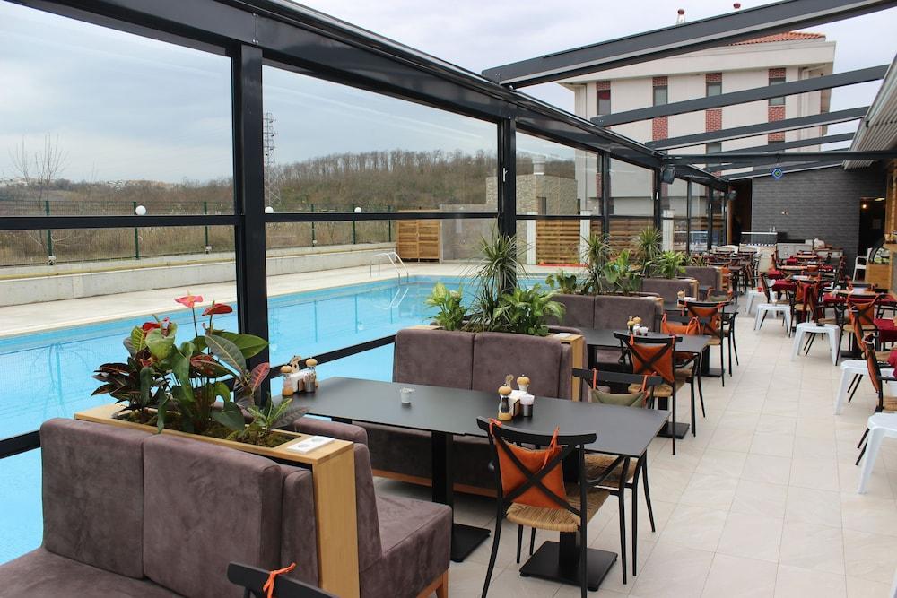Ucar Royal Hotel Ve Konferans Salonu Ağva 外观 照片