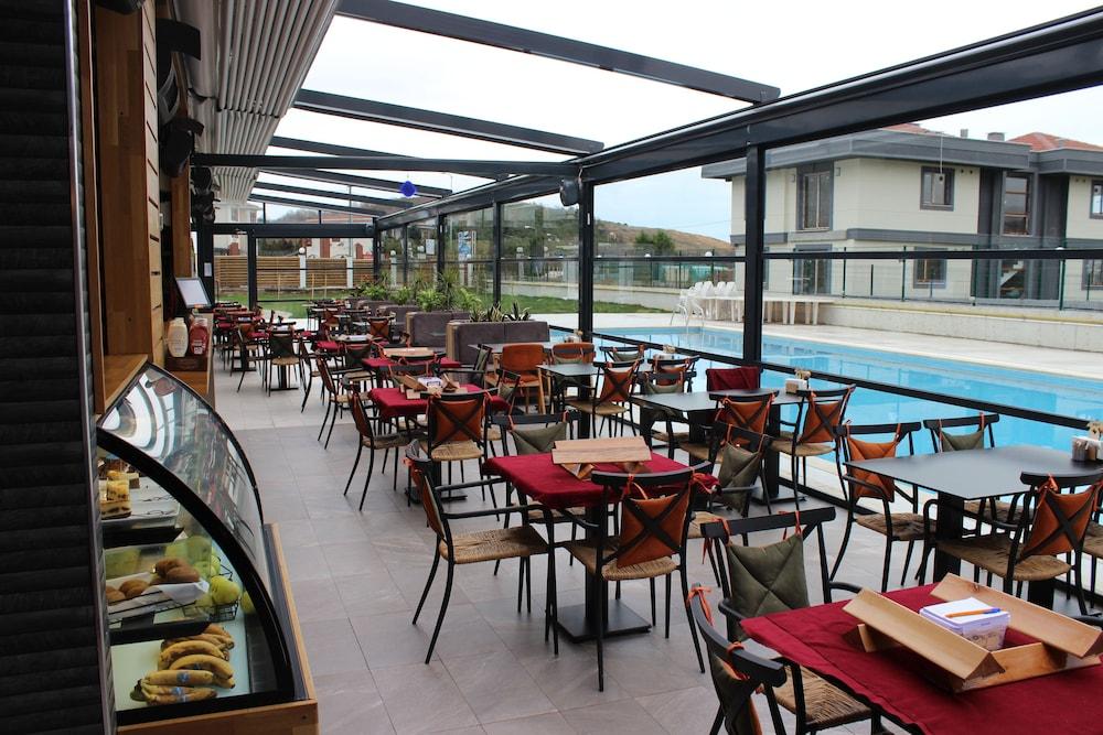 Ucar Royal Hotel Ve Konferans Salonu Ağva 外观 照片